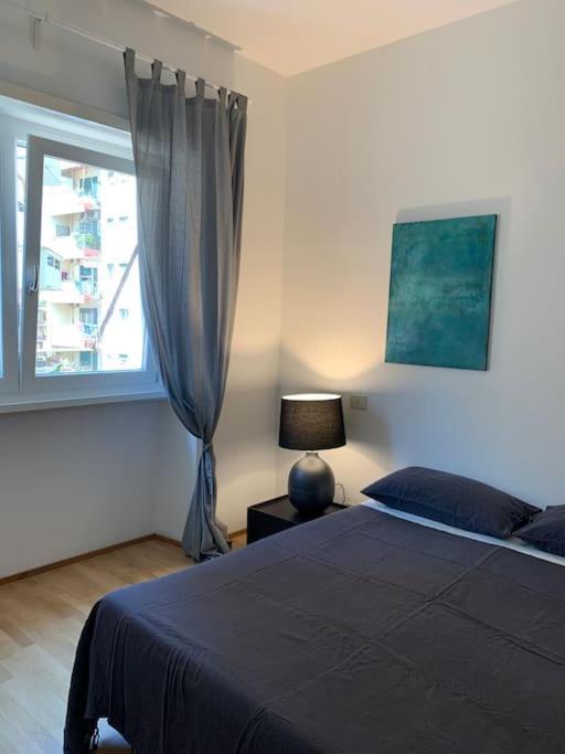 Appartamento Casa Sirte Con Terrazzino. Roma